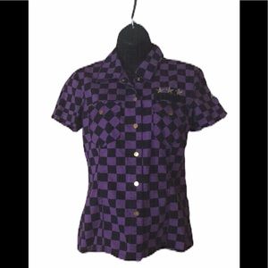 Checkered snap button top by: Avril Lavigne